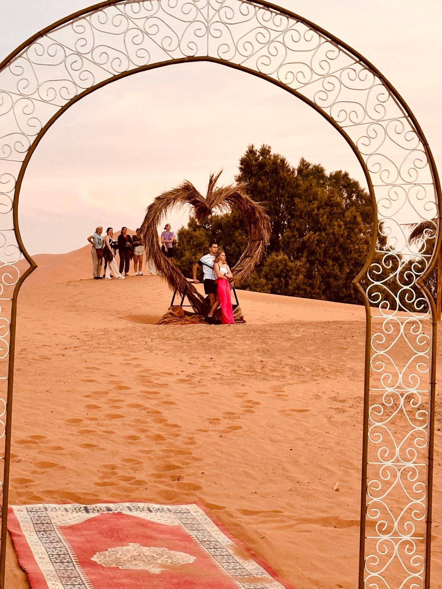 Merzouga Nomadic Luxury Camp Εξωτερικό φωτογραφία